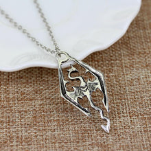 3D RPG Game The Elder Scrolls Necklace Skyrim Hollow Dragon Pendants Cheap Punk Vintage Women And Men Drop Statement Necklaces